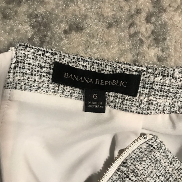 Banana Republic Grey Tweed Boucle Pencil Skirt Size 6 - Picture 4 of 6